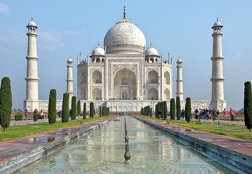 Taj Mahal - największa atrakcja i zabytek w Indiach